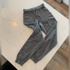 The Group Babaton 100% Cashmere Heather Gray Knit Jogger Sweatpants XS 13”